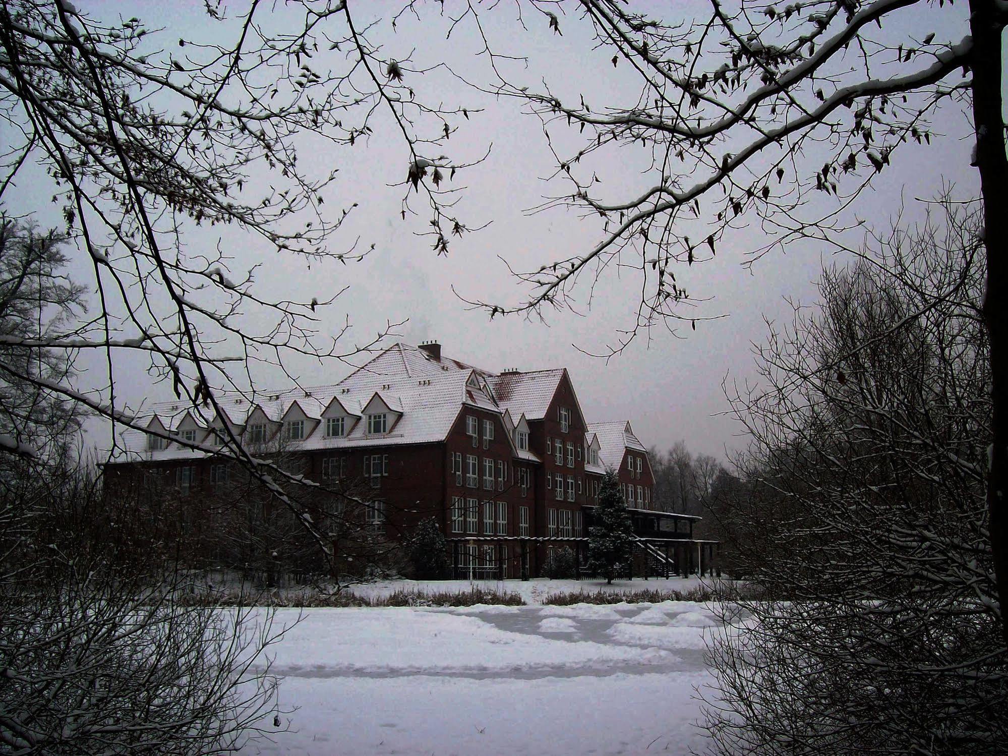 Park Hotel Fasanerie Neustrelitz Exteriör bild