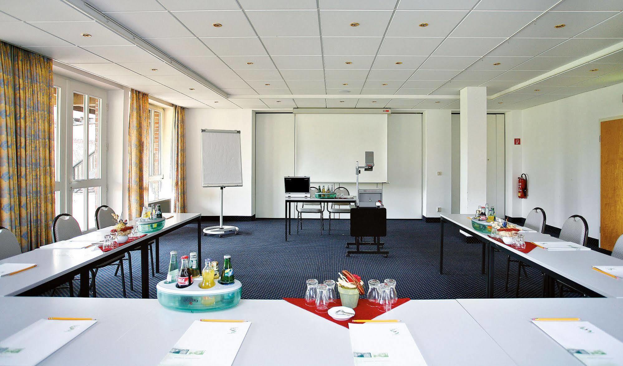 Park Hotel Fasanerie Neustrelitz Exteriör bild