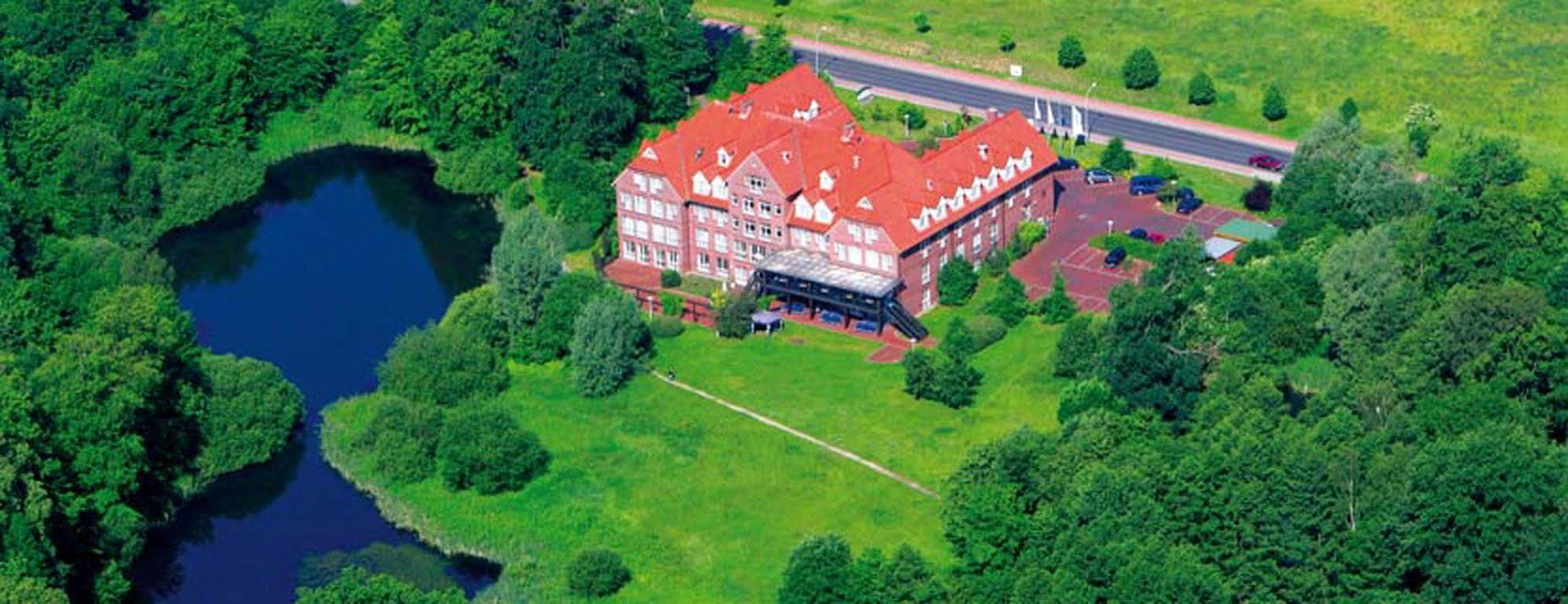 Park Hotel Fasanerie Neustrelitz Exteriör bild